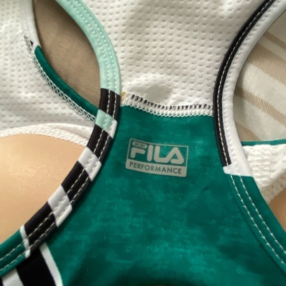 NWT FILA Sports Bra with Medium Support XS - Picture 5 of 6